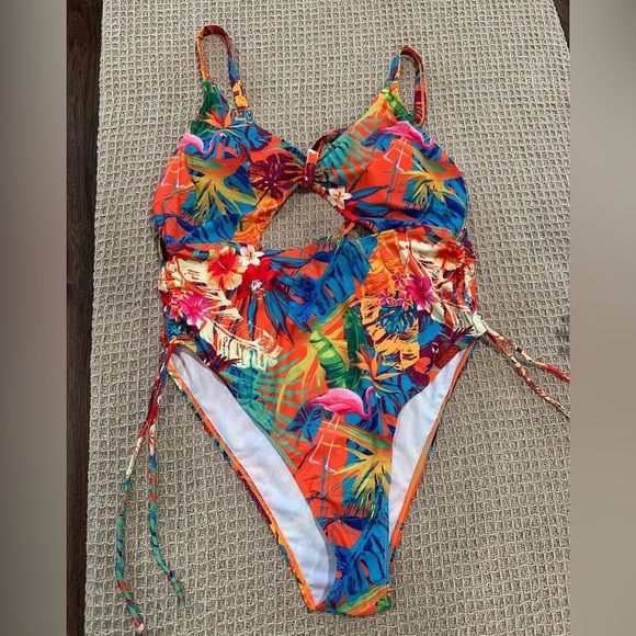 Women's Floral Print One Piece Swimsuit Plus Size 2XL - Picture 2 of 6